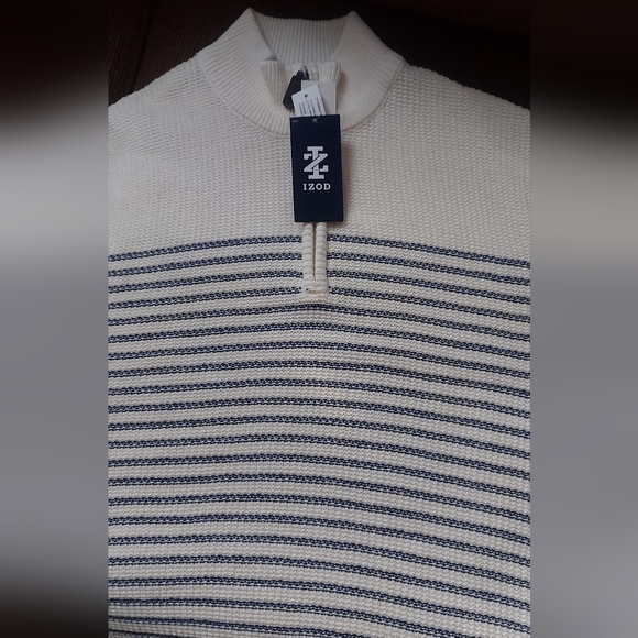 IZOD NWOT QUARTER ZIP PREMIUM SWEATER - Picture 10 of 10